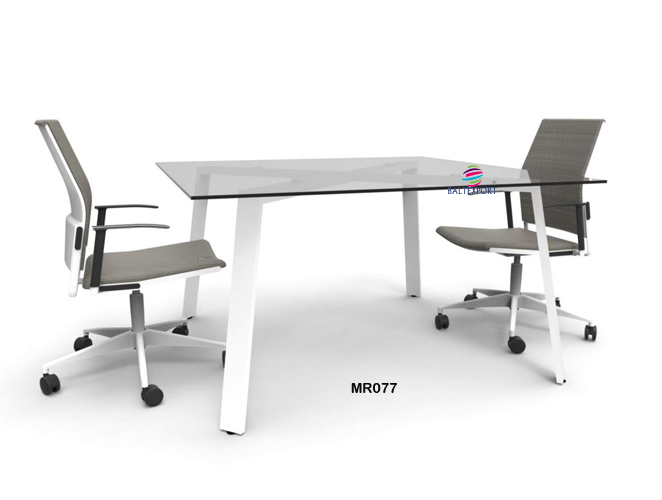 077MR_Mesa Gama quadrada 1200x1200x750 baltexport