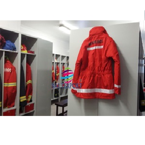 Bombeiros Voluntarios de SANTA COMBA DÃO_Vestiario de Bombeiro Duplo Metalicos_003